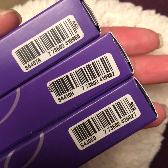 MAC x SELENA Collection - Picture 3 of 9